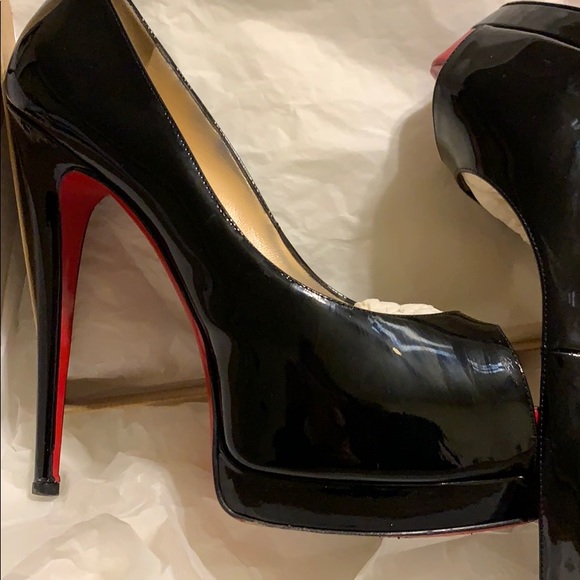 LOUBOUTIN PALAIS ROYAL PATENT LEATHER - Picture 6 of 8
